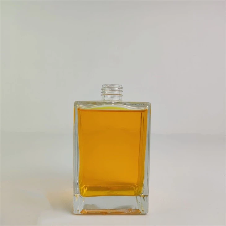 주문을 받아서 만들어진 정연한 주류 병 500ml 진 위스키 정신 보드카 브랜디 병